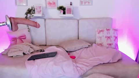 Snapshot of malka_burning chatting on October 24, 7:32 pm Malka online show from October 24, 7:32 pm