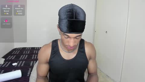 Snapshot of malkongarcia chatting on December 14, 9:45 pm malkongarcia online show from December 14, 9:45 pm