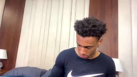 Snapshot of malkongarcia chatting on January 16, 8:25 pm malkongarcia online show from January 16, 8:25 pm