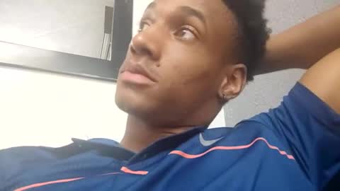 Snapshot of malkongarcia chatting on January 18, 4:31 pm malkongarcia online show from January 18, 4:31 pm