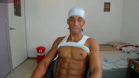 Snapshot of malkongarcia chatting on October 6, 10:07 pm malkongarcia online show from October 6, 10:07 pm