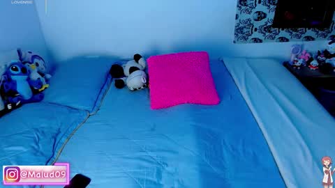   online show from October 1, 12:11 pm