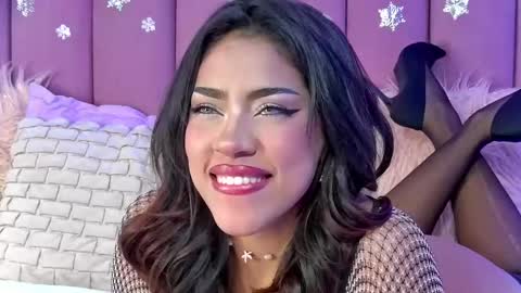 Snapshot of mami_natacha19x chatting on December 21, 6:52 am nati online show from December 21, 6:52 am