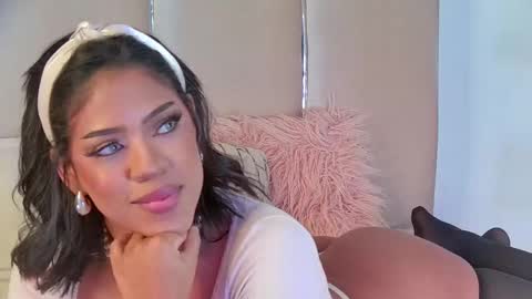 Snapshot of mami_natacha19x chatting on February 13, 4:54 am nati online show from February 13, 4:54 am