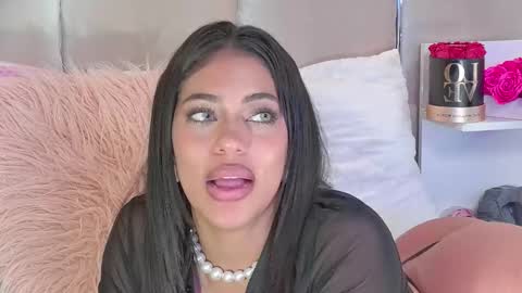 Snapshot of mami_natacha19x chatting on September 10, 7:52 am nati online show from September 10, 7:52 am