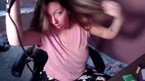 MandyBabyXXX online show from October 28, 8:22 pm