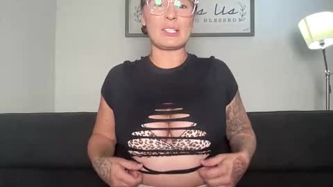 Mandy online show from November 5, 2:11 am