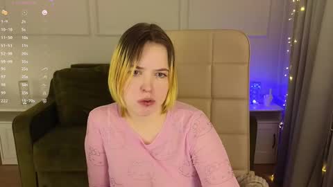 Snapshot of manic_pixie_ chatting on February 7, 1:53 pm manic_pixie_ online show from February 7, 1:53 pm