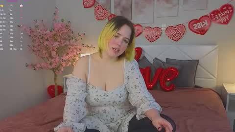 Snapshot of manic_pixie_ chatting on February 13, 11:17 am manic_pixie_ online show from February 13, 11:17 am