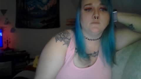 ManicPixiePop online show from November 13, 12:31 am