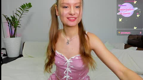 Snapshot of manita_misti chatting on December 15, 11:01 am Manita online show from December 15, 11:01 am