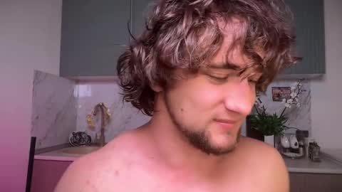 manolein online show from November 24, 7:46 pm