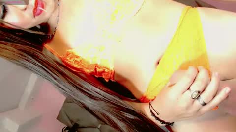 Manuela Kingsley online show from December 13, 12:28 pm