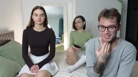 Snapshot of mar7gan chatting on November 29, 4:37 am mar7gan online show from November 29, 4:37 am