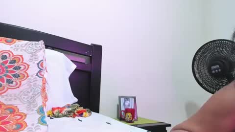 Mara online show from March 10, 2:59 pm