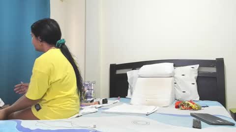 Mara online show from September 10, 2:28 pm