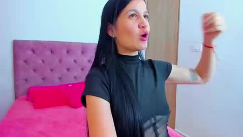 Mara hanson  online show from September 19, 9:48 pm