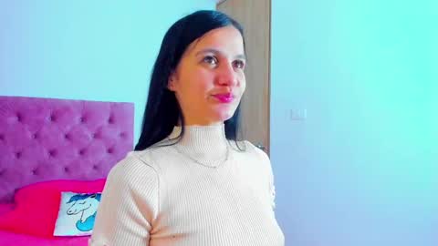 Mara hanson  online show from October 5, 6:34 am