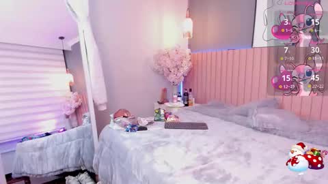 Mara  online show from November 15, 9:00 pm