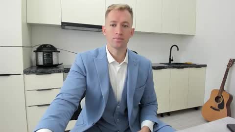 alex marvelxx online show from October 24, 7:38 am