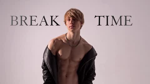 marc_solo online show from December 30, 7:59 am