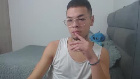 marcelo_m1lk online show from September 15, 3:34 pm