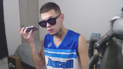 marcelo_m1lk online show from September 20, 1:56 pm