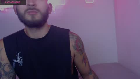 marco_allison43 online show from December 14, 1:50 am