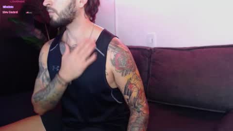 marco_allison43 online show from September 28, 10:37 pm