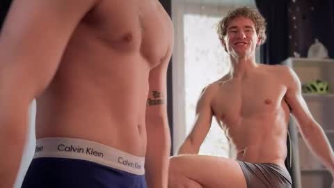 Snapshot of marcus_paradise chatting on February 15, 10:33 am marcus_paradise online show from February 15, 10:33 am