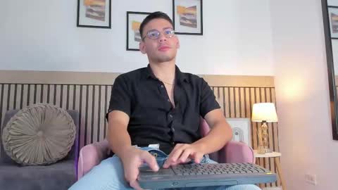 Snapshot of marcuswildx chatting on September 26, 6:12 pm marcus online show from September 26, 6:12 pm