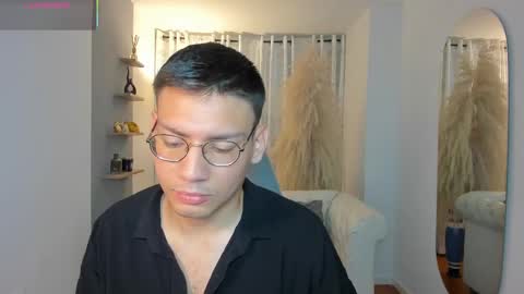 Snapshot of marcuswildx chatting on October 2, 11:06 am marcus online show from October 2, 11:06 am