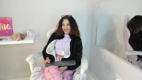 marfilastrom online show from January 10, 9:23 am