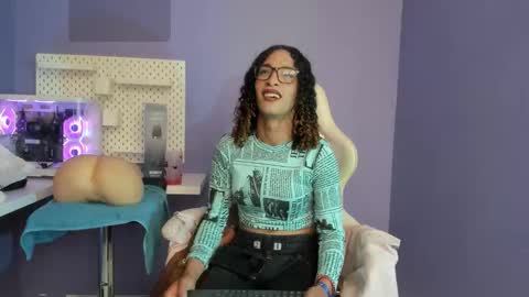 marfilastrom online show from September 8, 7:13 pm