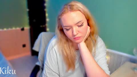 Kiku and Marii - online show from November 27, 1:29 am