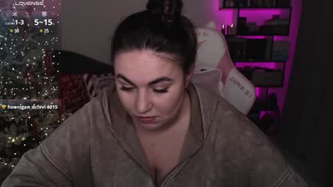 mari moore online show from December 20, 7:39 pm