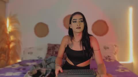 Maria Jhonees online show from November 9, 3:05 am