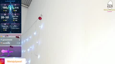 V A N E S S A  online show from December 18, 8:20 am