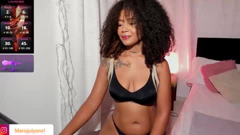 V A N E S S A  online show from November 23, 5:51 am