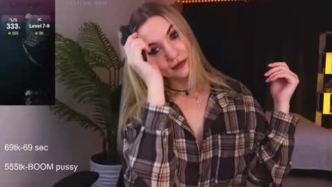 maria_shy_lii online show from October 2, 5:42 pm