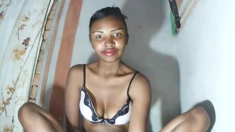 Maria online show from November 20, 11:37 pm