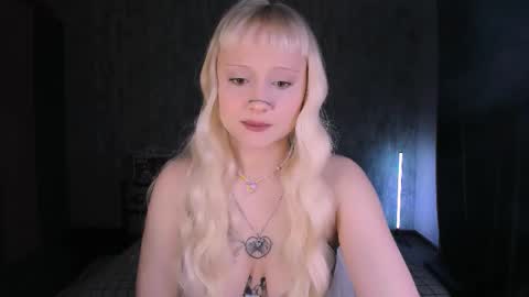 Maria online show from November 10, 9:58 pm