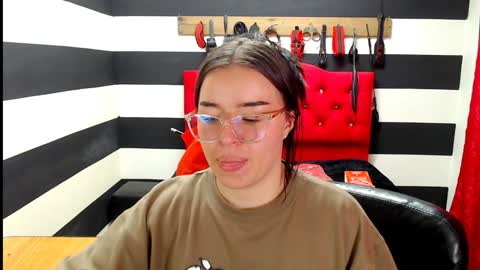 Marian online show from December 27, 2:58 am