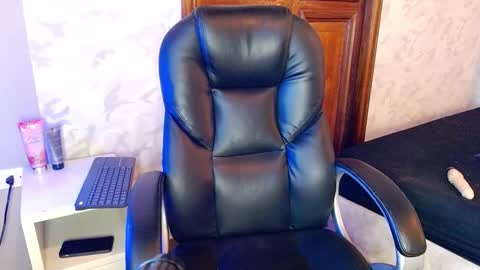 Mariana online show from November 29, 12:19 pm