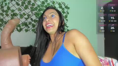 Snapshot of mariana_vidal chatting on September 15, 10:21 pm mariana vidal online show from September 15, 10:21 pm