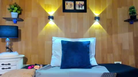 Snapshot of marianaa_aangel chatting on December 23, 7:30 pm Mariana Angel online show from December 23, 7:30 pm