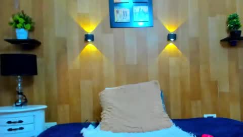 Snapshot of marianaa_aangel chatting on February 6, 3:06 am Mariana Angel online show from February 6, 3:06 am