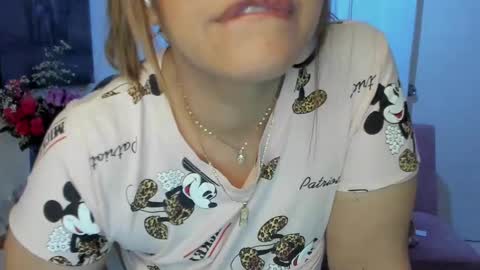 Snapshot of marianalopez81 chatting on February 12, 3:07 am Mariana Lopez online show from February 12, 3:07 am