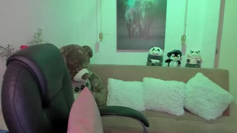 Snapshot of marianalopez81 chatting on February 25, 3:20 am Mariana Lopez online show from February 25, 3:20 am