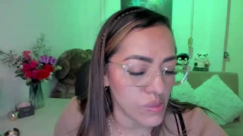 Snapshot of marianalopez81 chatting on February 26, 7:31 am Mariana Lopez online show from February 26, 7:31 am